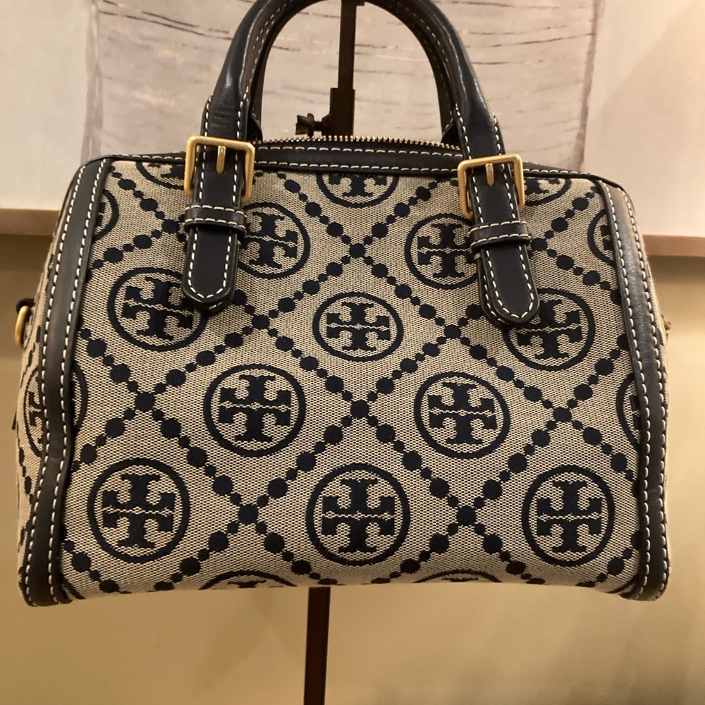 Tory Burch Tory Navy T Logo Monogram Jacquard Barrel Bag- $498 Sold Out!! - Picture 7 of 10